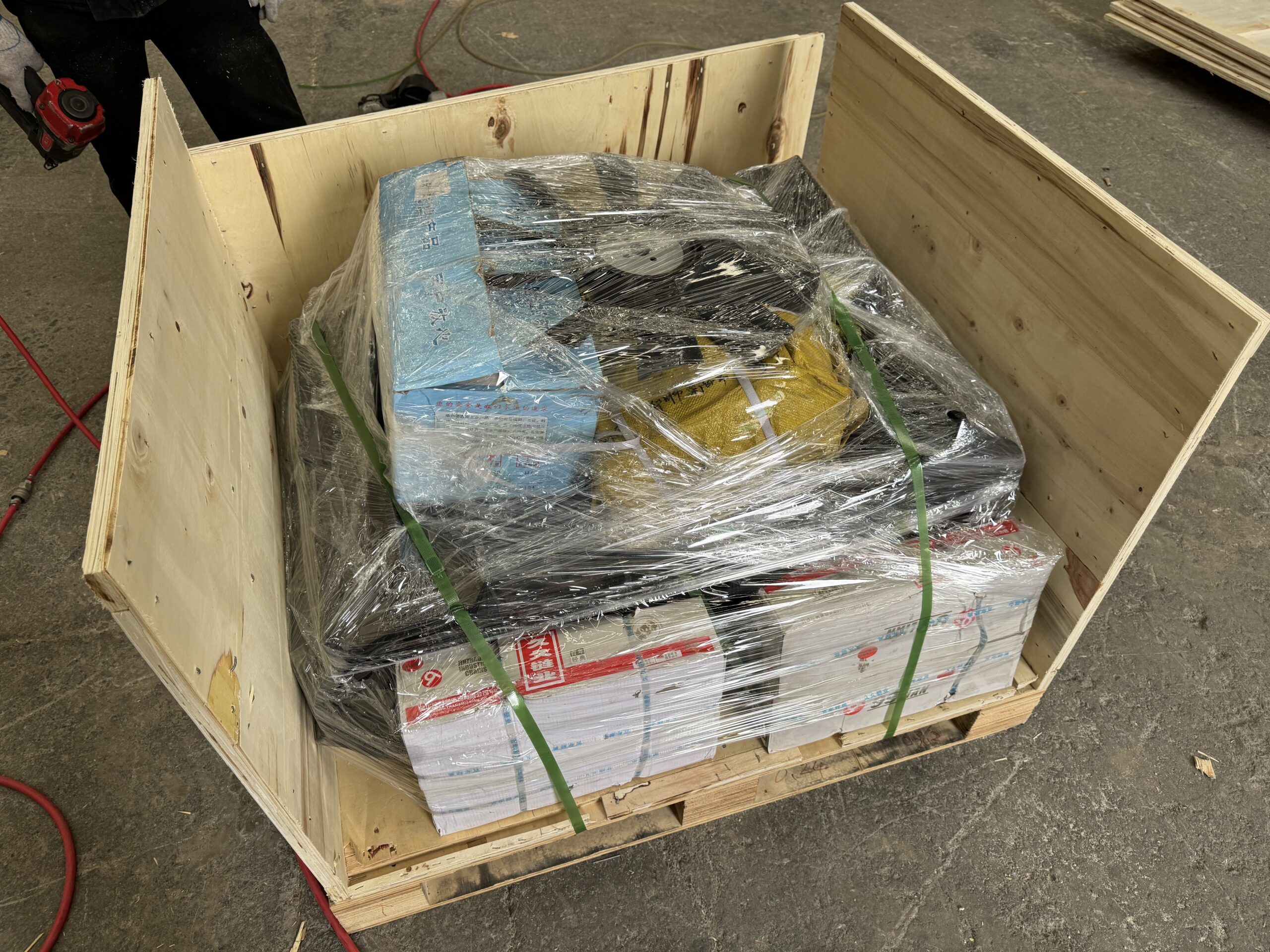 Príslušenstvo k obracaču pásového kompostu odoslané do Ekvádoru